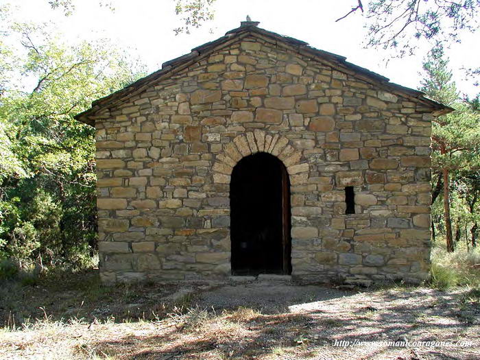 FACHADA DE PONIENTE CON LA PORTADA